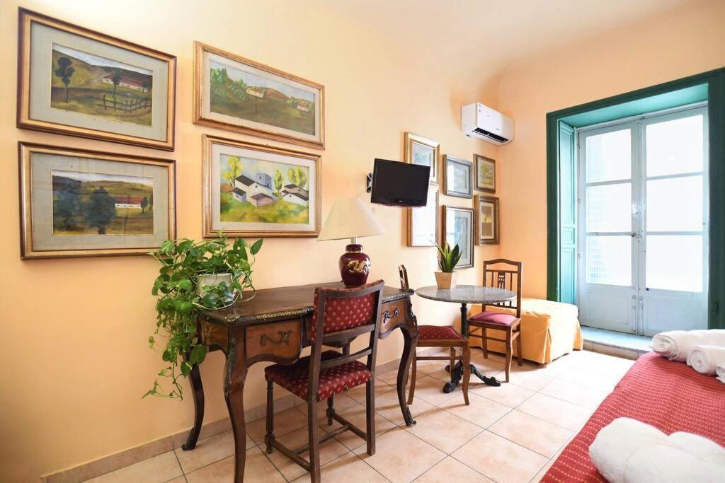 Iflat Al Vicolo Del Centro Apartamento *