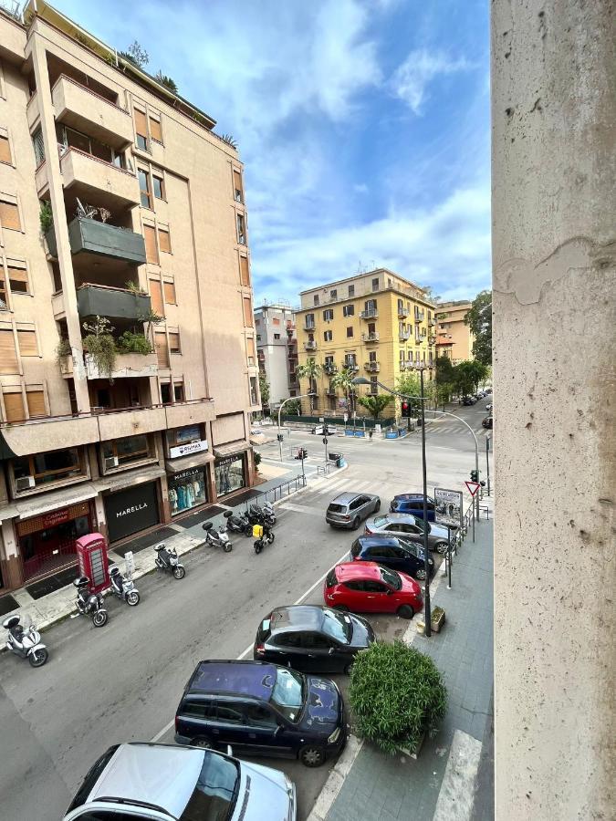 Wood & White Apartment Palermo