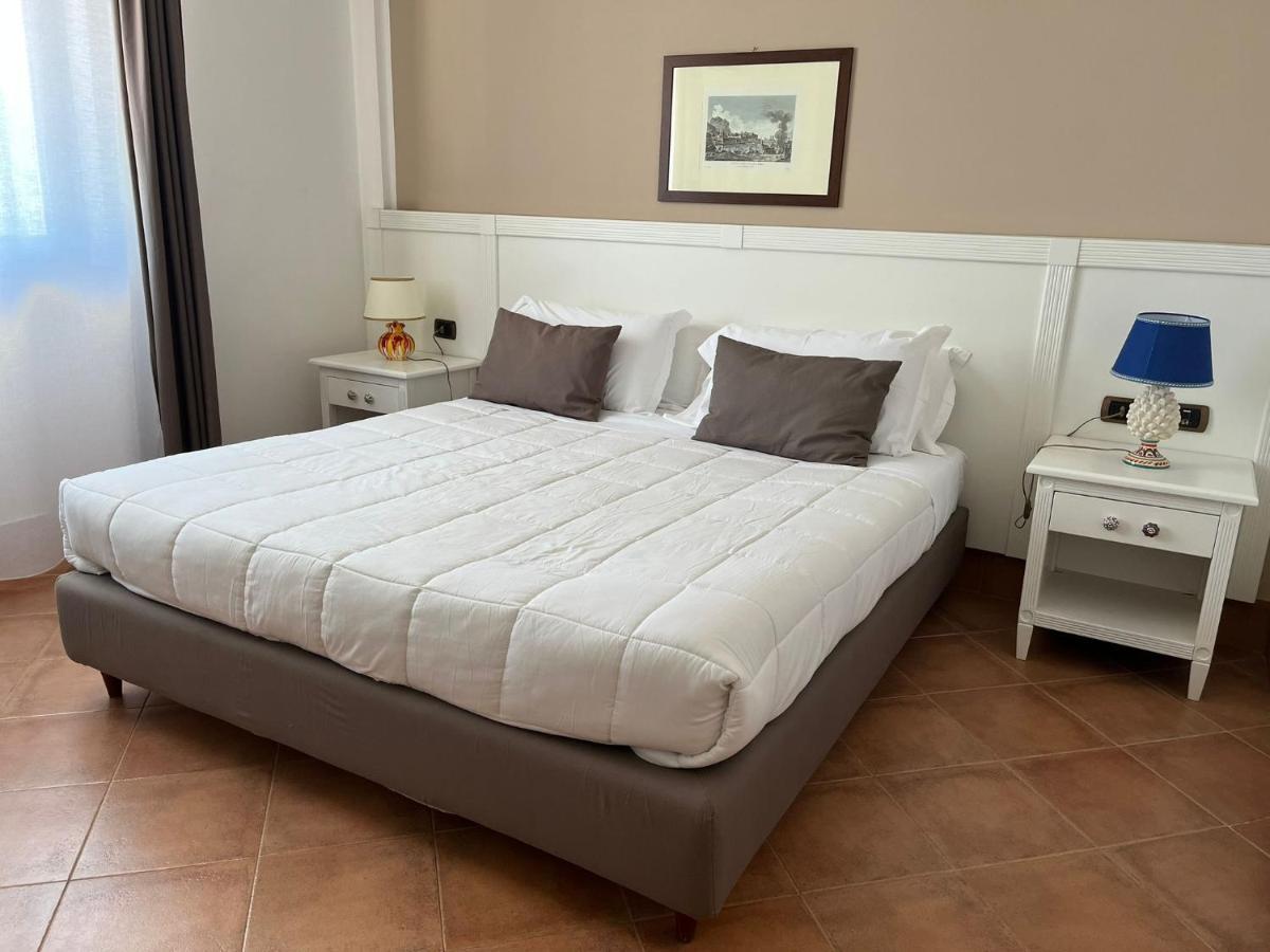 Al Balhara Suites & 5*