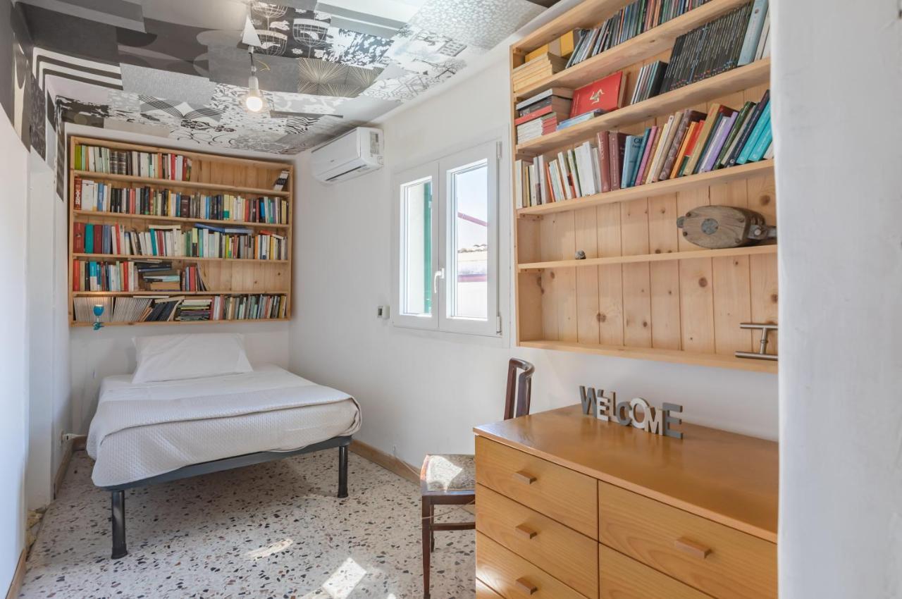 Ballaro Market Street Art Stylish Flat X10 Apartment