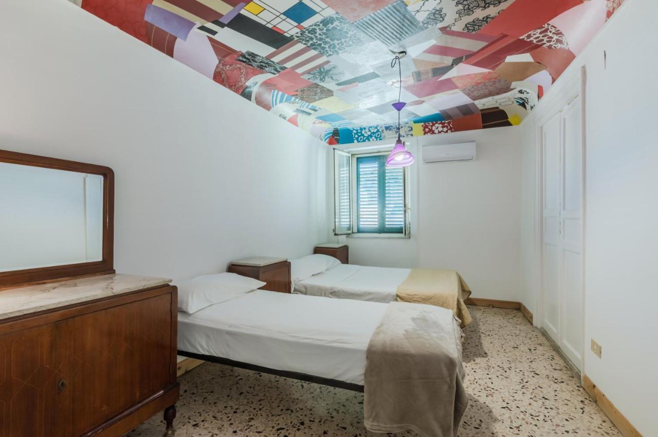 Ballaro Market Street Art Stylish Flat X10 Apartment *