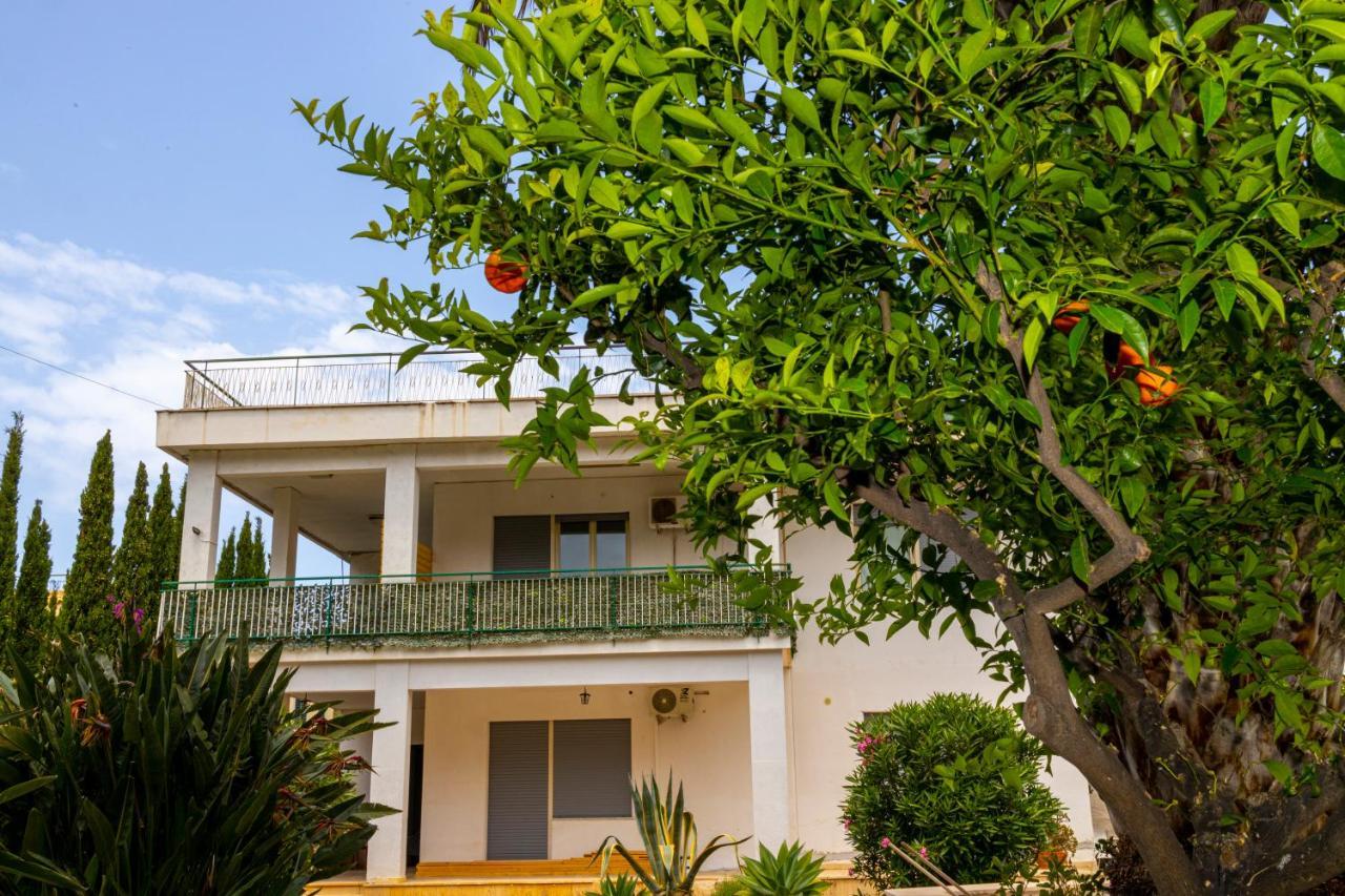 Exclusive Guest house