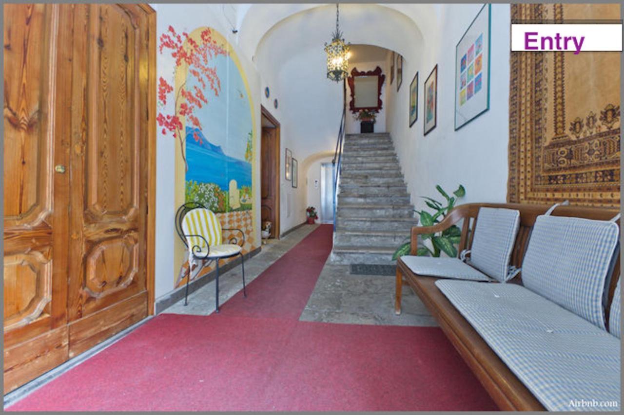 Apartamento Charming Mezzanine Flat In Centre