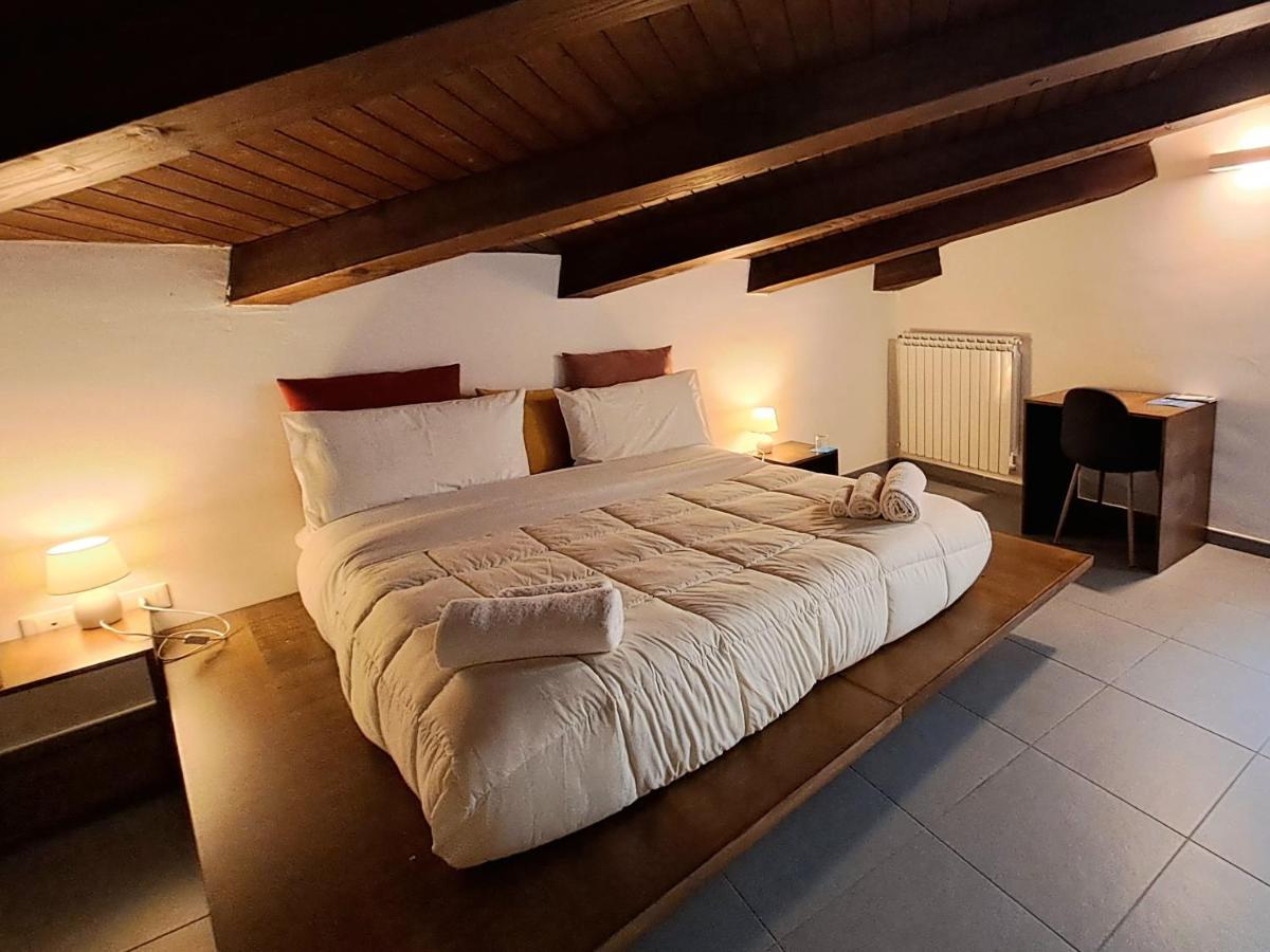 Sopramoltivolti Guest house Palermo