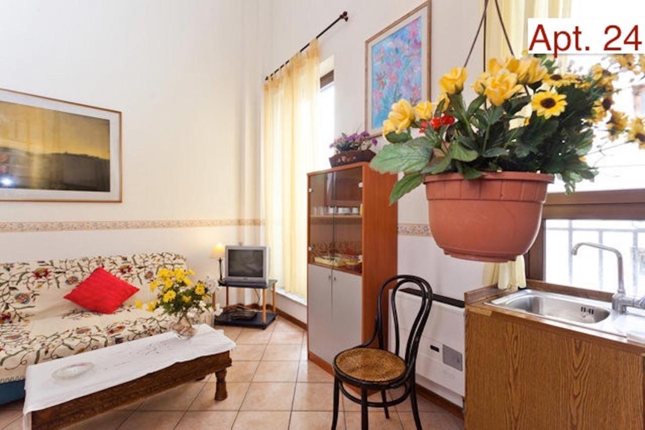 Apartamento Charming Mezzanine Flat In Centre *