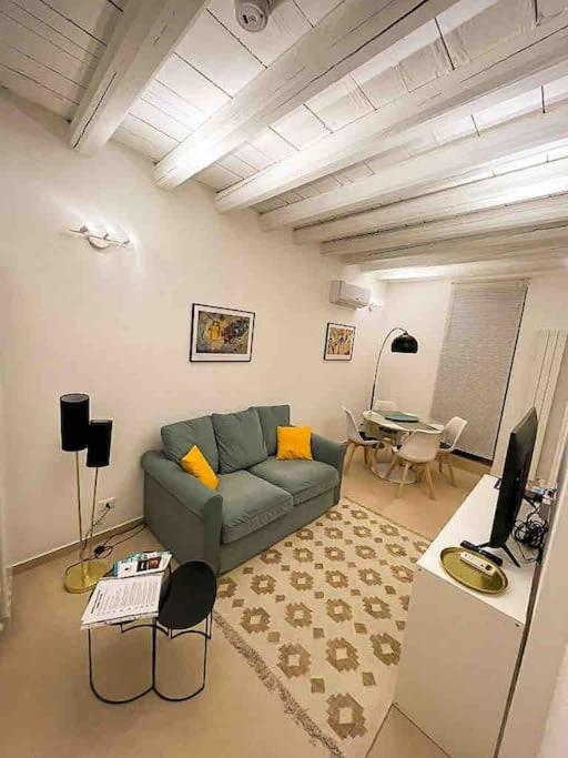 New Celso 86 Apartment *