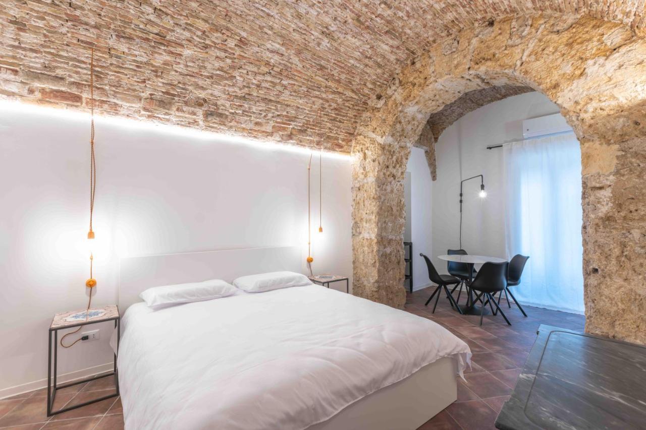 Calderai 82 1 E 2 Palermo