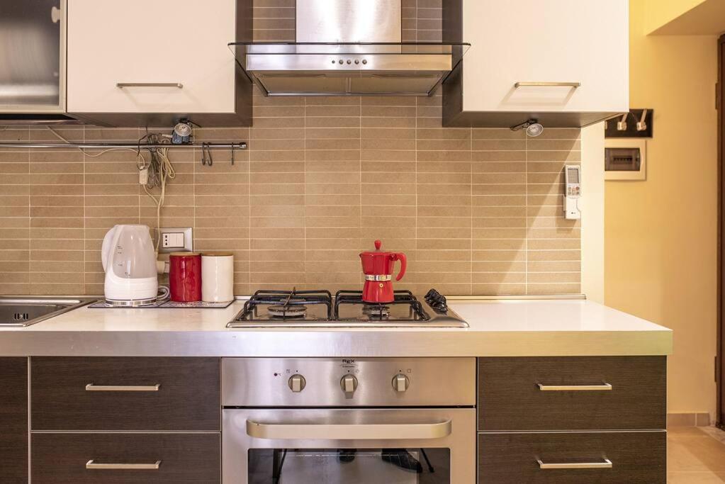Domus Ameliae Cozy And Charming Apt At Cathedral Apartment *