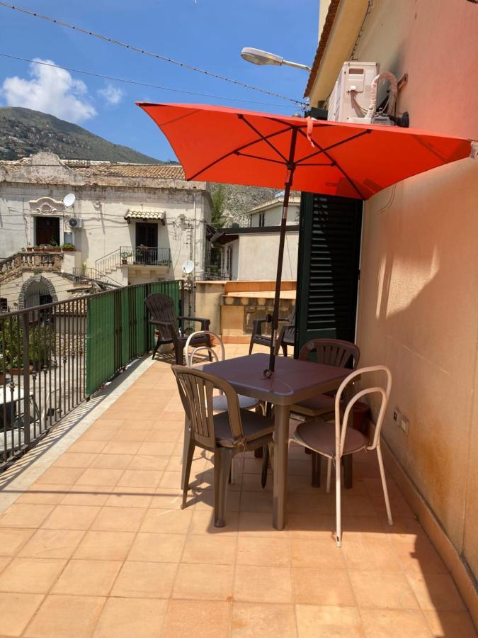 Al Baglio Low Cost 2 : Casa Dei Colori Apartment