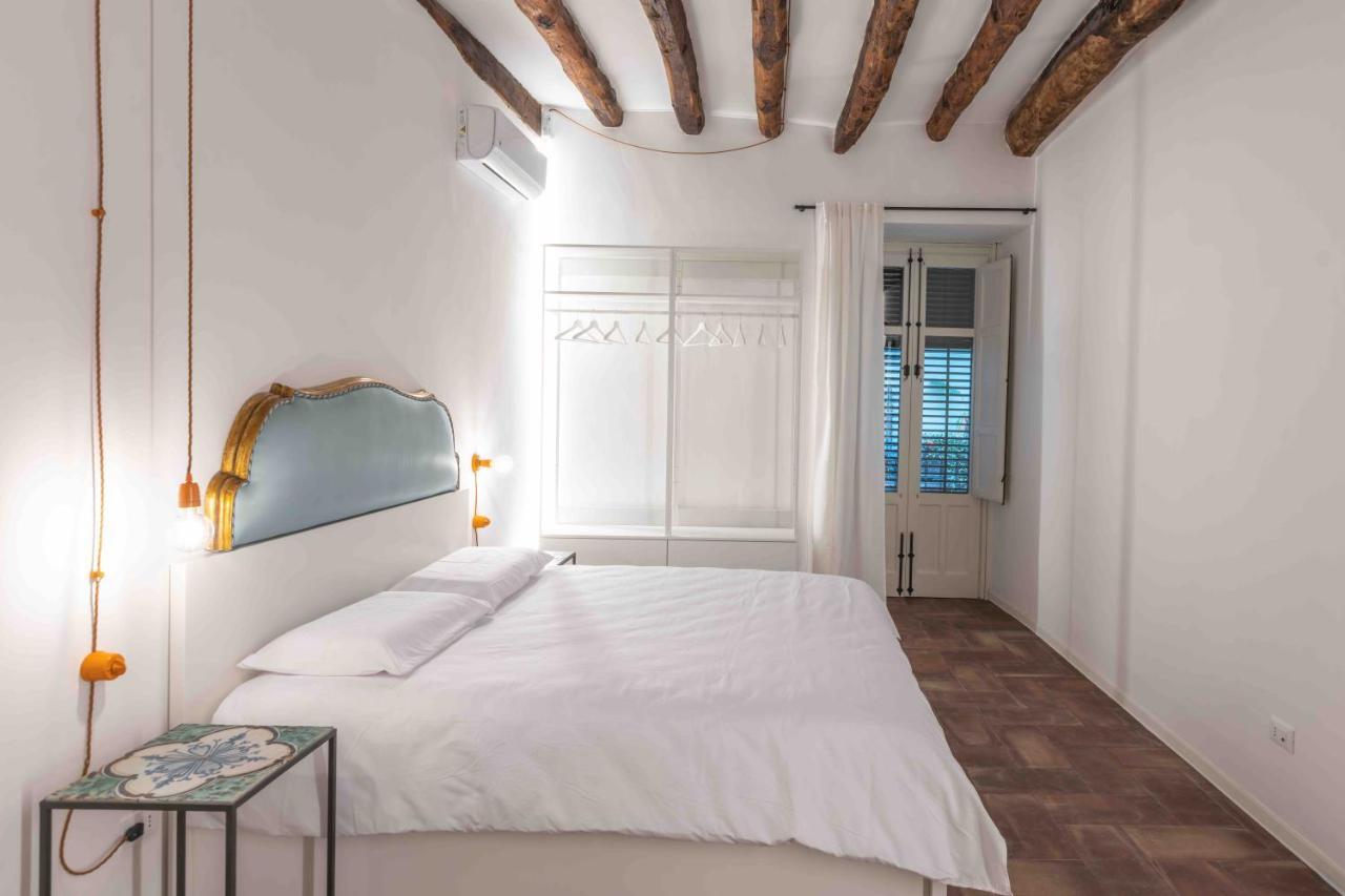 Apartment Calderai 82 1 E 2 *