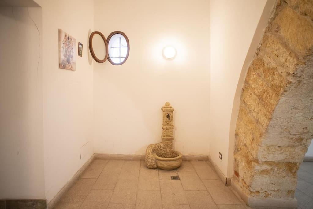 Domus Ameliae Cozy And Charming Apt At Cathedral Apartment *