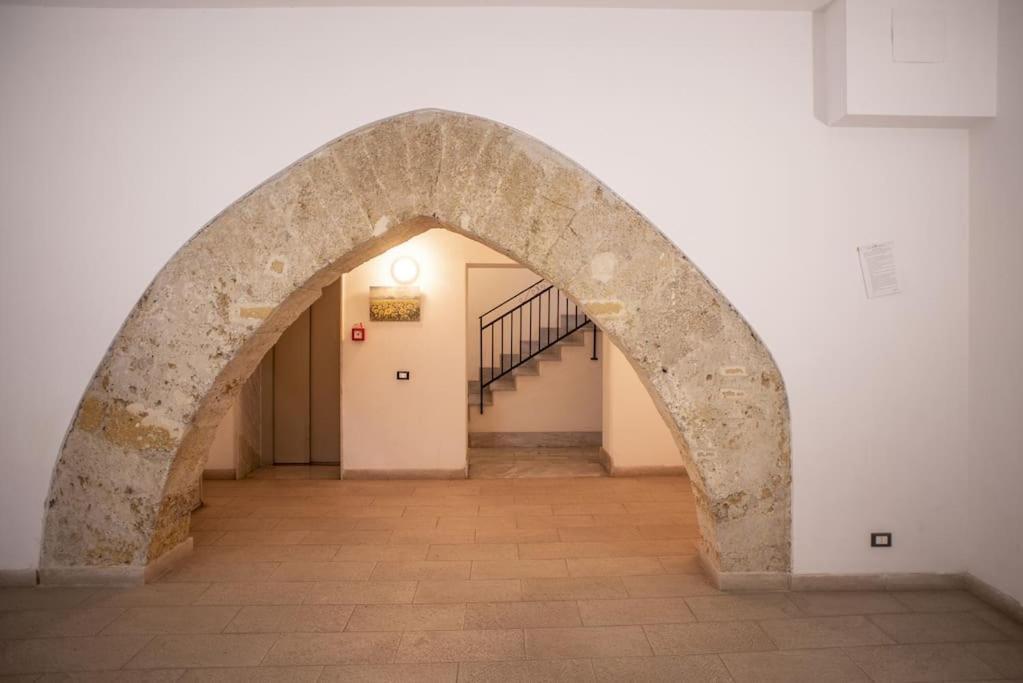 Domus Ameliae Cozy And Charming Apt At Cathedral * Palermo