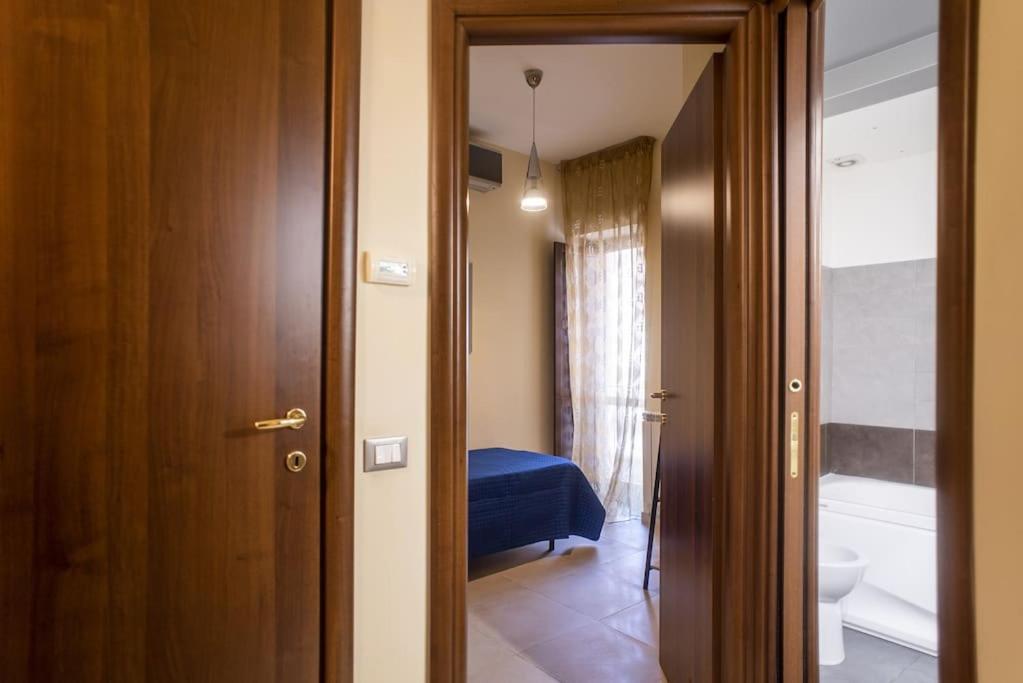 Domus Ameliae Cozy And Charming Apt At Cathedral Palermo