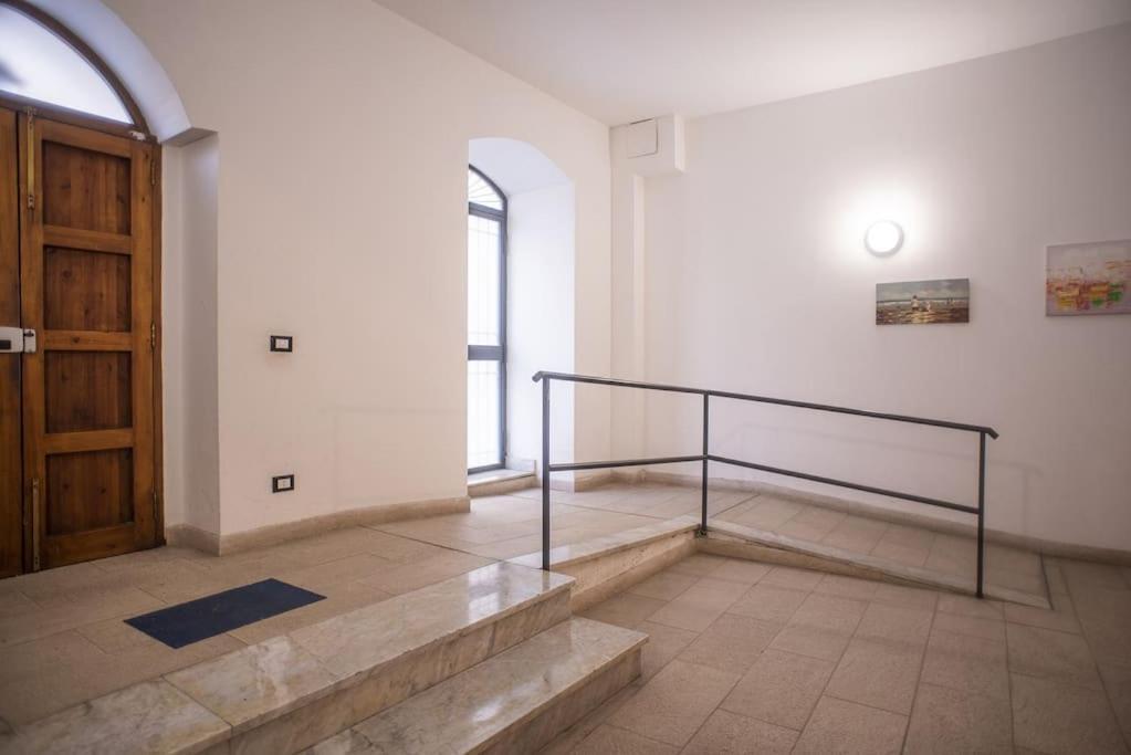 Domus Ameliae Cozy And Charming Apt At Cathedral *