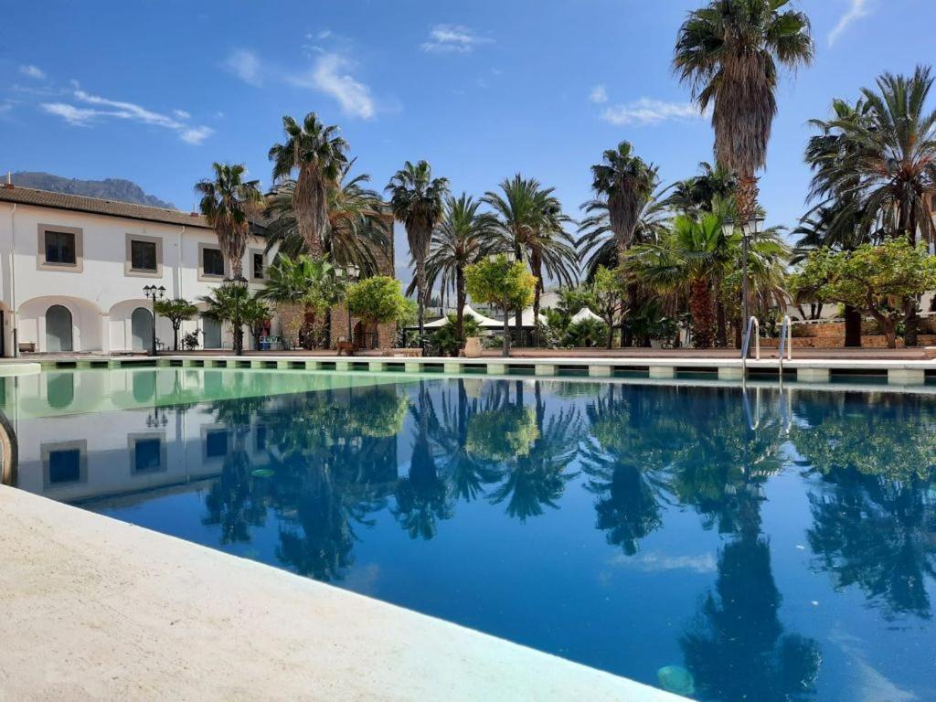 Al Balhara & Hotel