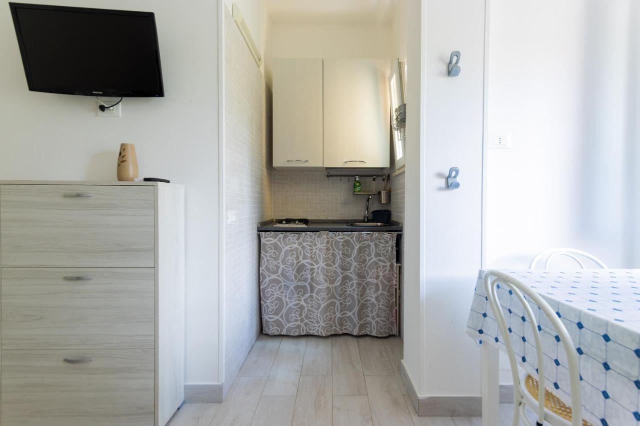 Ashur Mondello Apartamento *