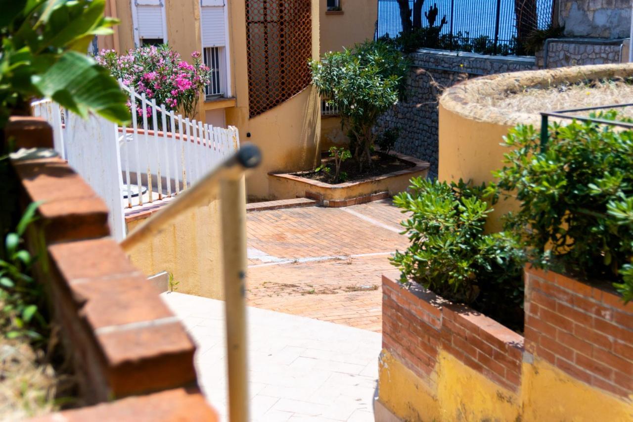 Ashur Mondello Apartamento Palermo