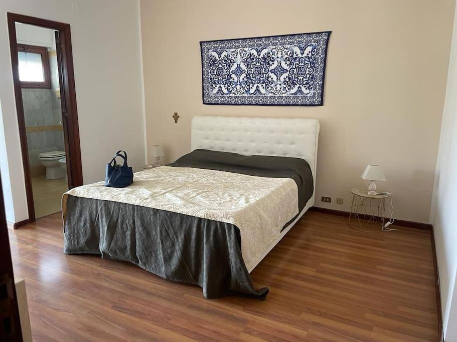 La Scalinatella Di Mondello Apartment *