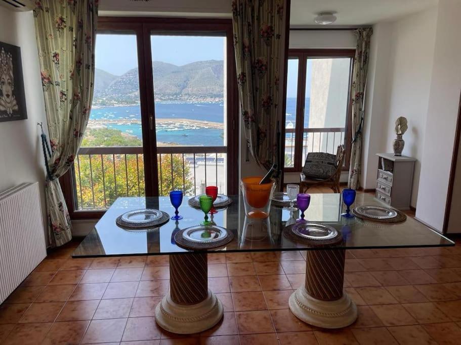 La Scalinatella Di Mondello Apartment *