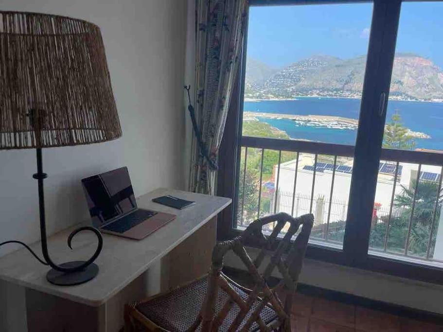 La Scalinatella Di Mondello Apartment *