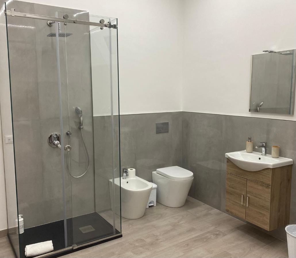 Locazione Breve Le Stanze Di Mandy Guest house *