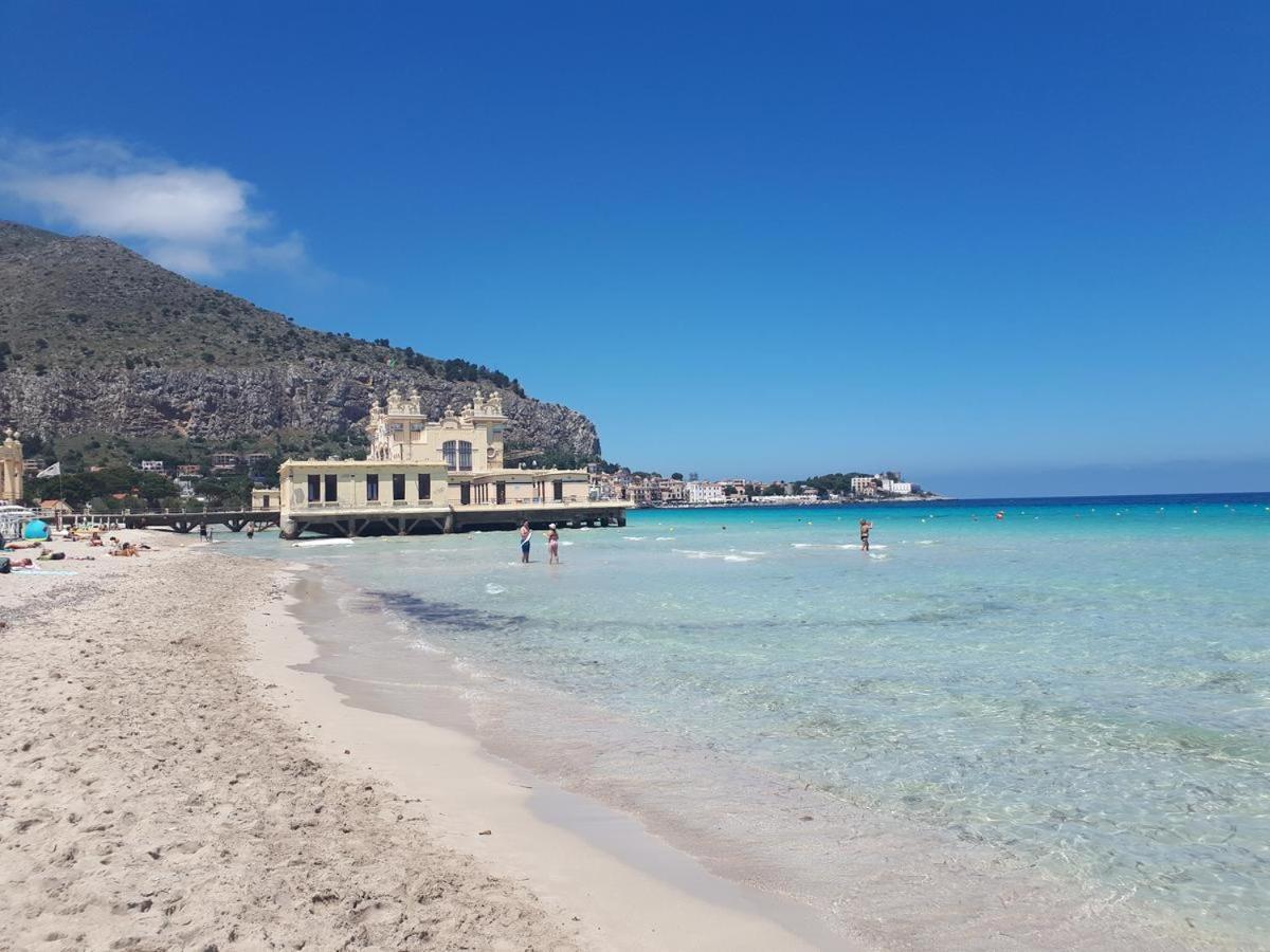 Mondello Stesicoro Apartment *