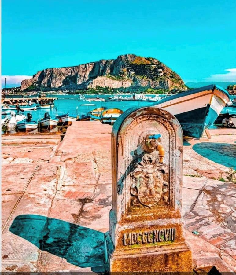 Mondello Stesicoro * Palermo