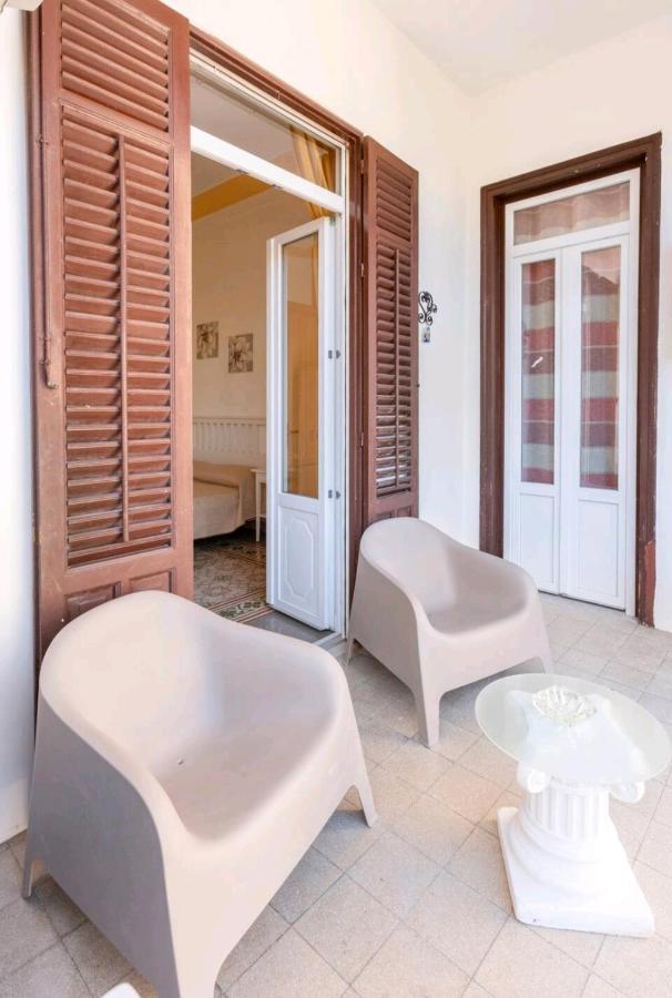 Merlo House - Inside The Historical Center *