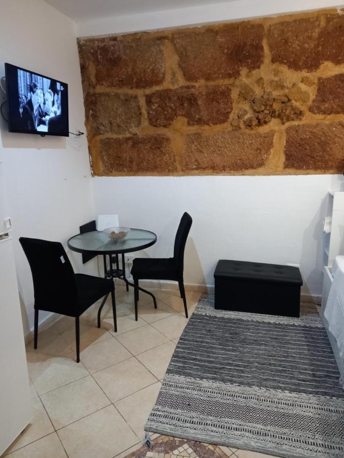 Viola Apartment