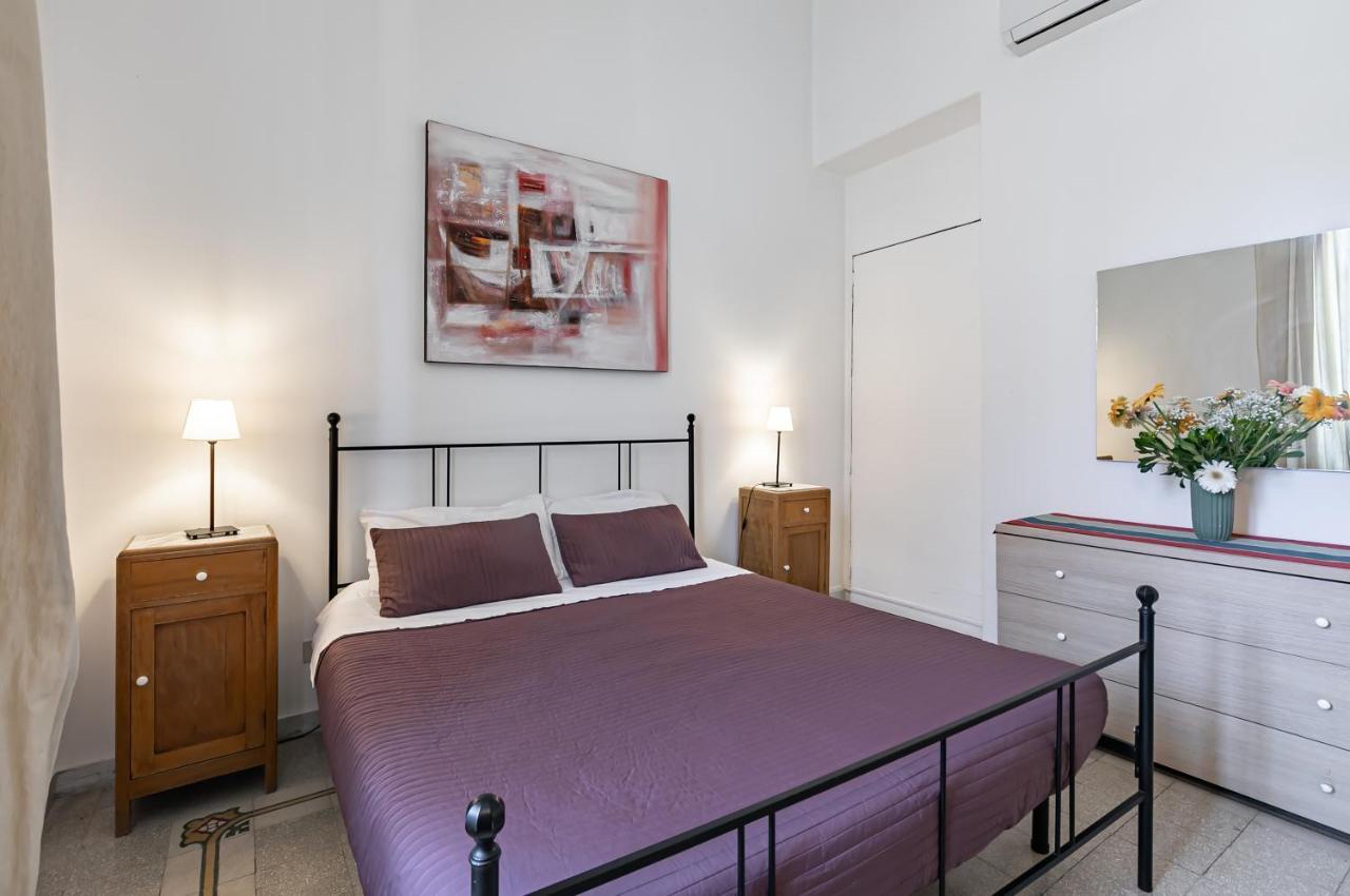 Giulia Cozy X6 * Palermo