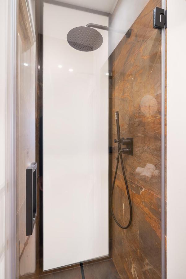 A Casa Di Giulia - Elegante Loft In Centro Storico Apartment *