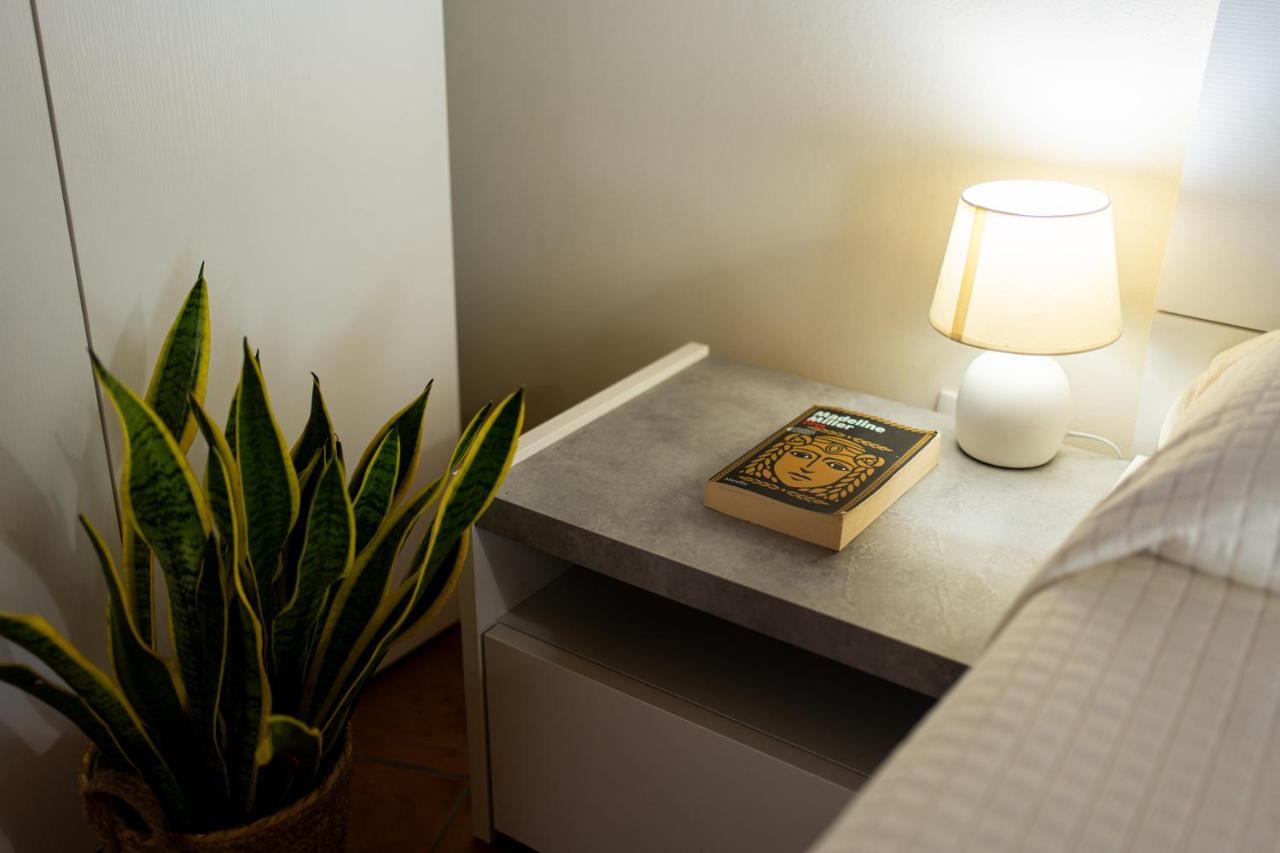 Calesi Apartment