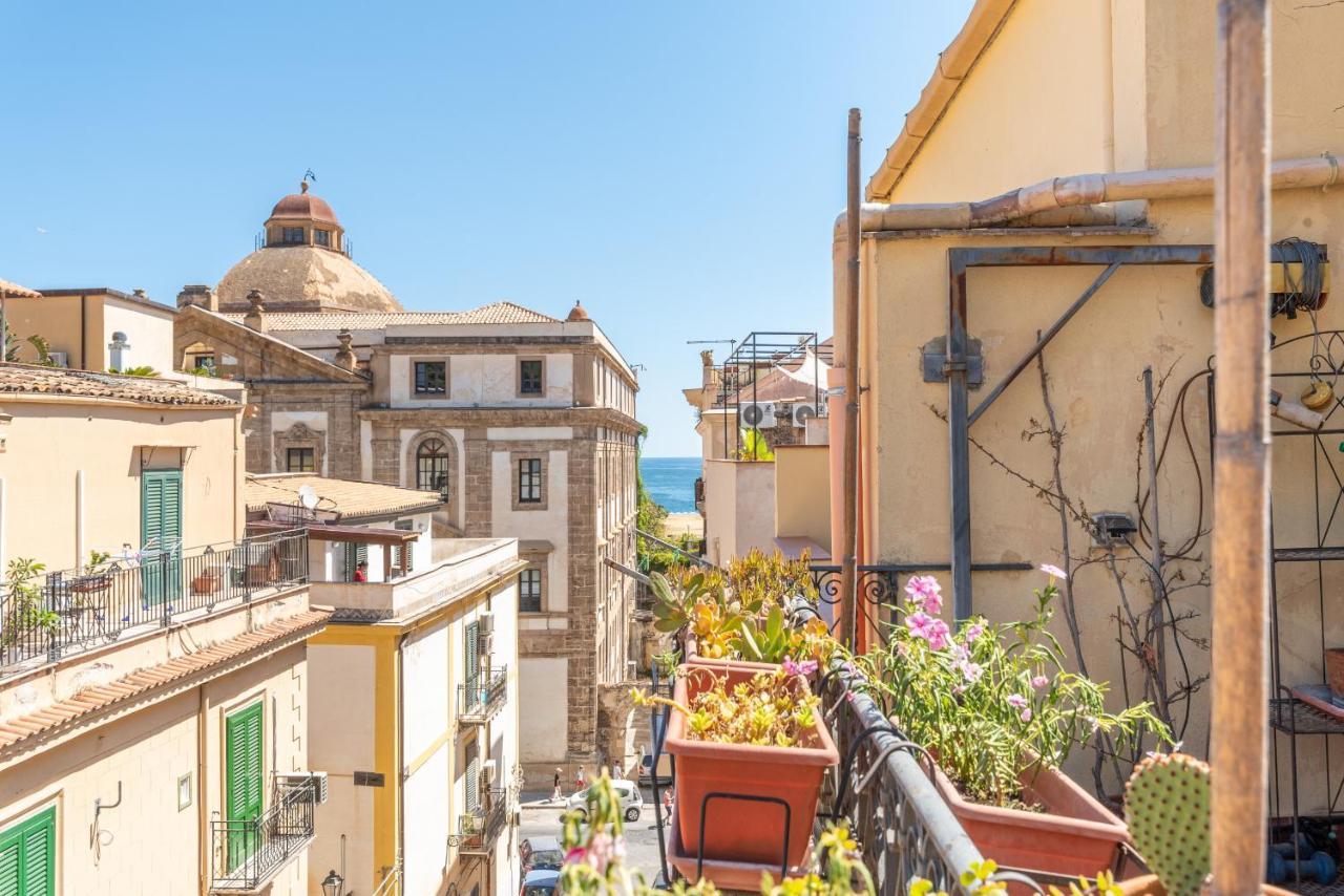 Santa Teresa With Terrace By Wonderful Italy Apartment Palermo