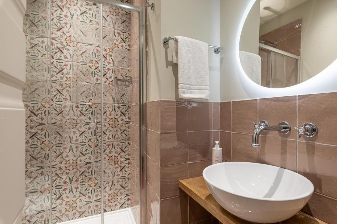 Brunetto Latini Homes By Wonderful Italy * Palermo