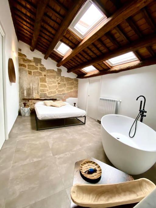 Tuttoporto-apartments Levante * Palermo