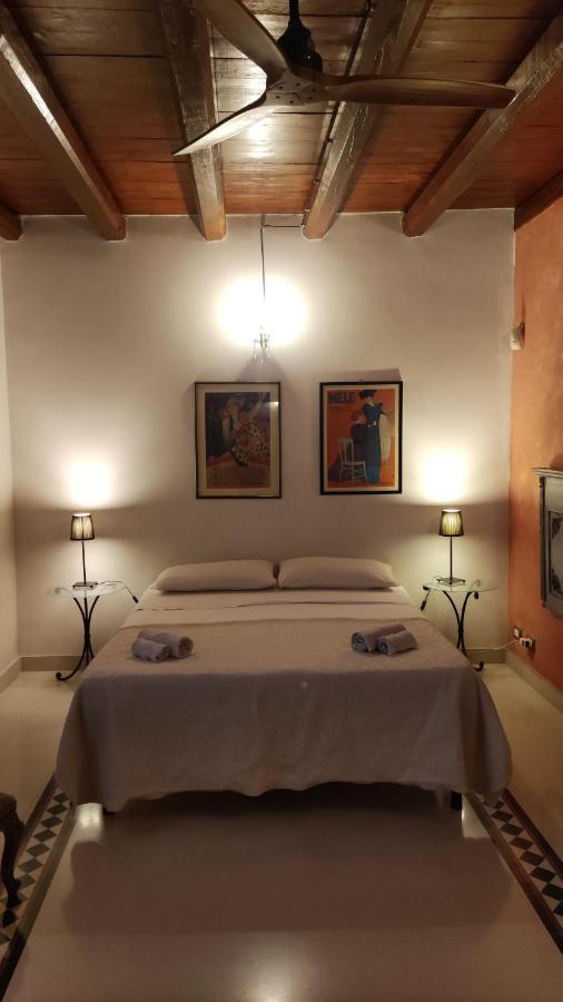 Guest house Cathedral Center 1 *