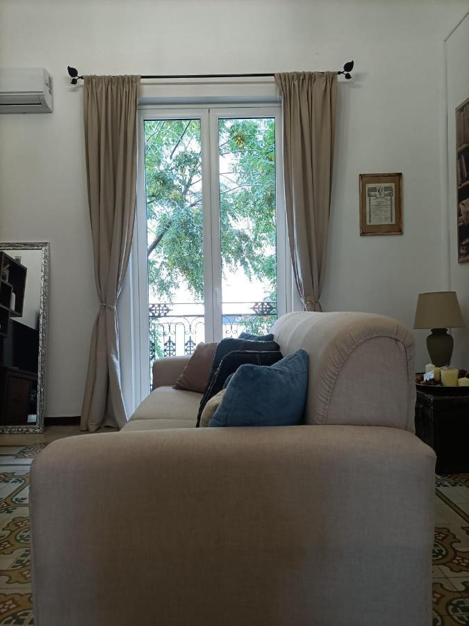 Donna Carmela * Palermo