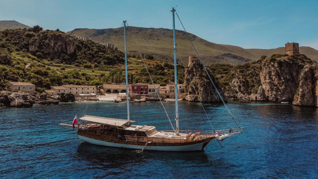 Sicily Sea Charter Caicco Hande Capo Galera 2* Palermo