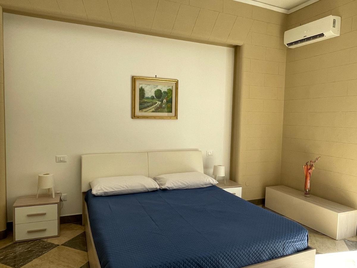 Grande Sole Siciliano Apartamento *