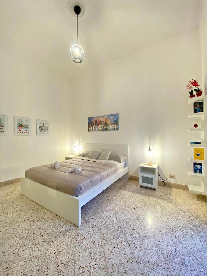 Apartment Urban Poet Retreat - Casa Di Vincenzo E Andrea 2 *
