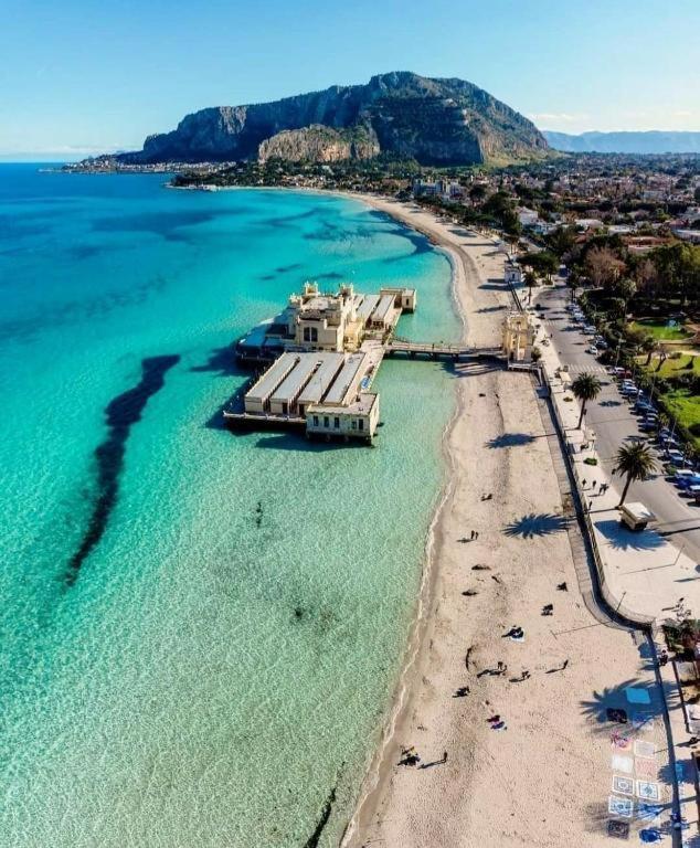Appartamento Caminneci Palace & *