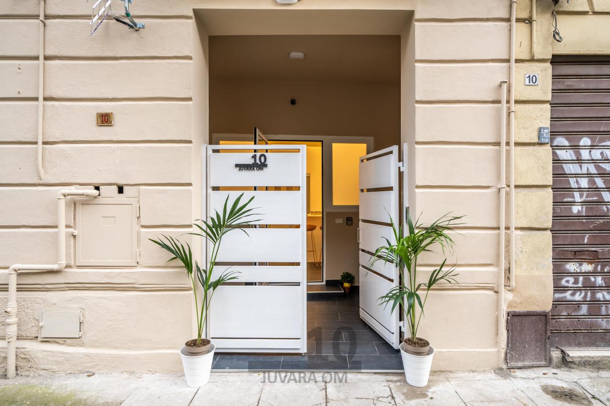Holiday Juvaraom Nel Cuore Di Palermo! Apartamento