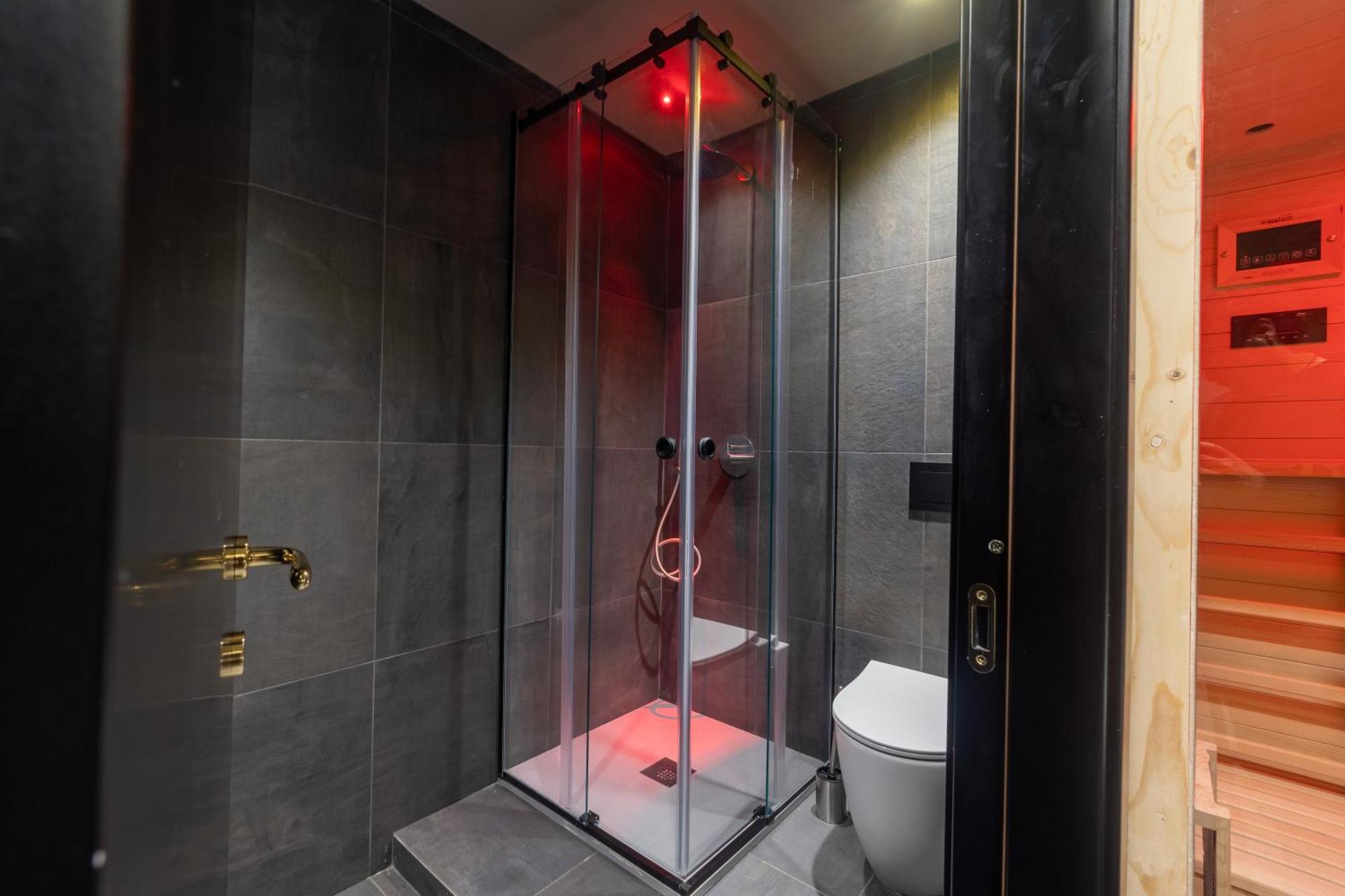 Gold Suite&spa *