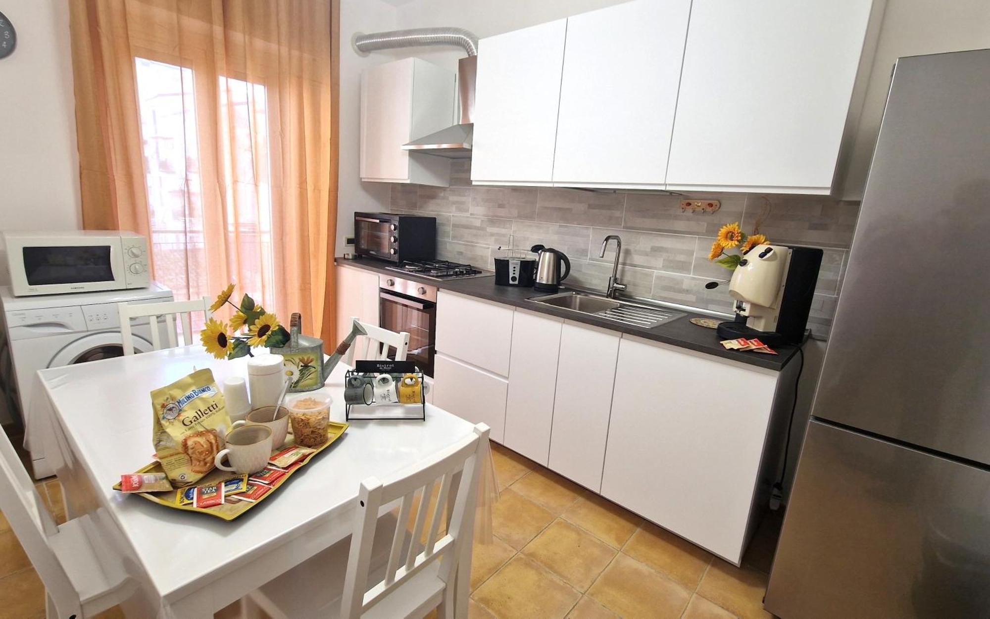 Pomelia House