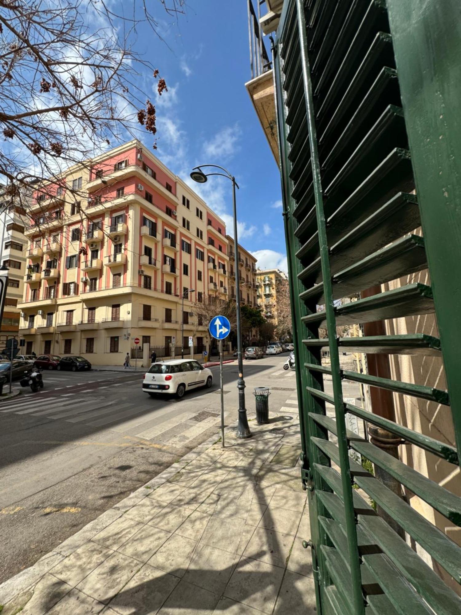 Acomodação com café da manhã  Villafranca Settantuno *