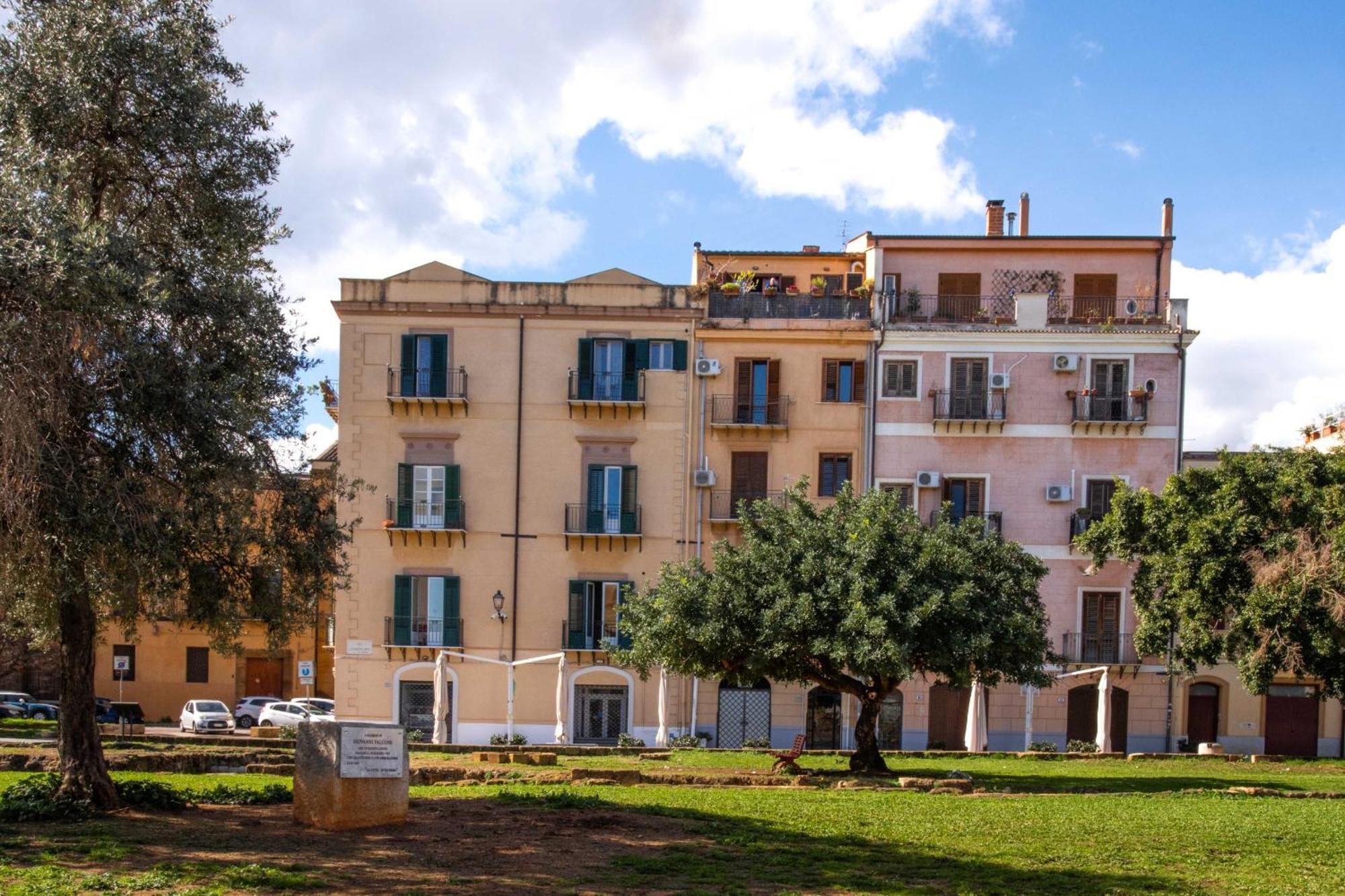 Vista Sulle Absidi Della Magione By Wonderful Italy *