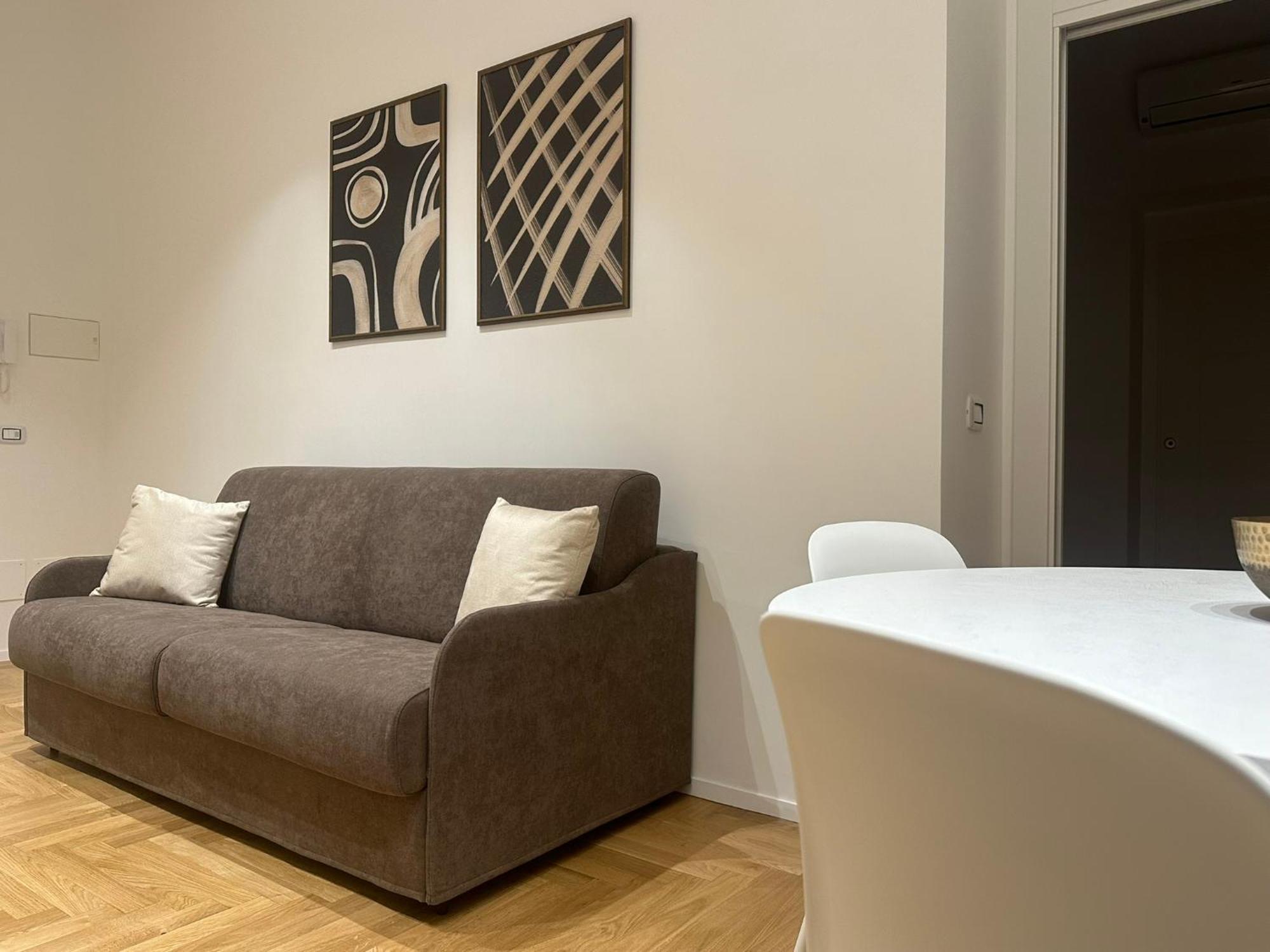 Lily Apartment