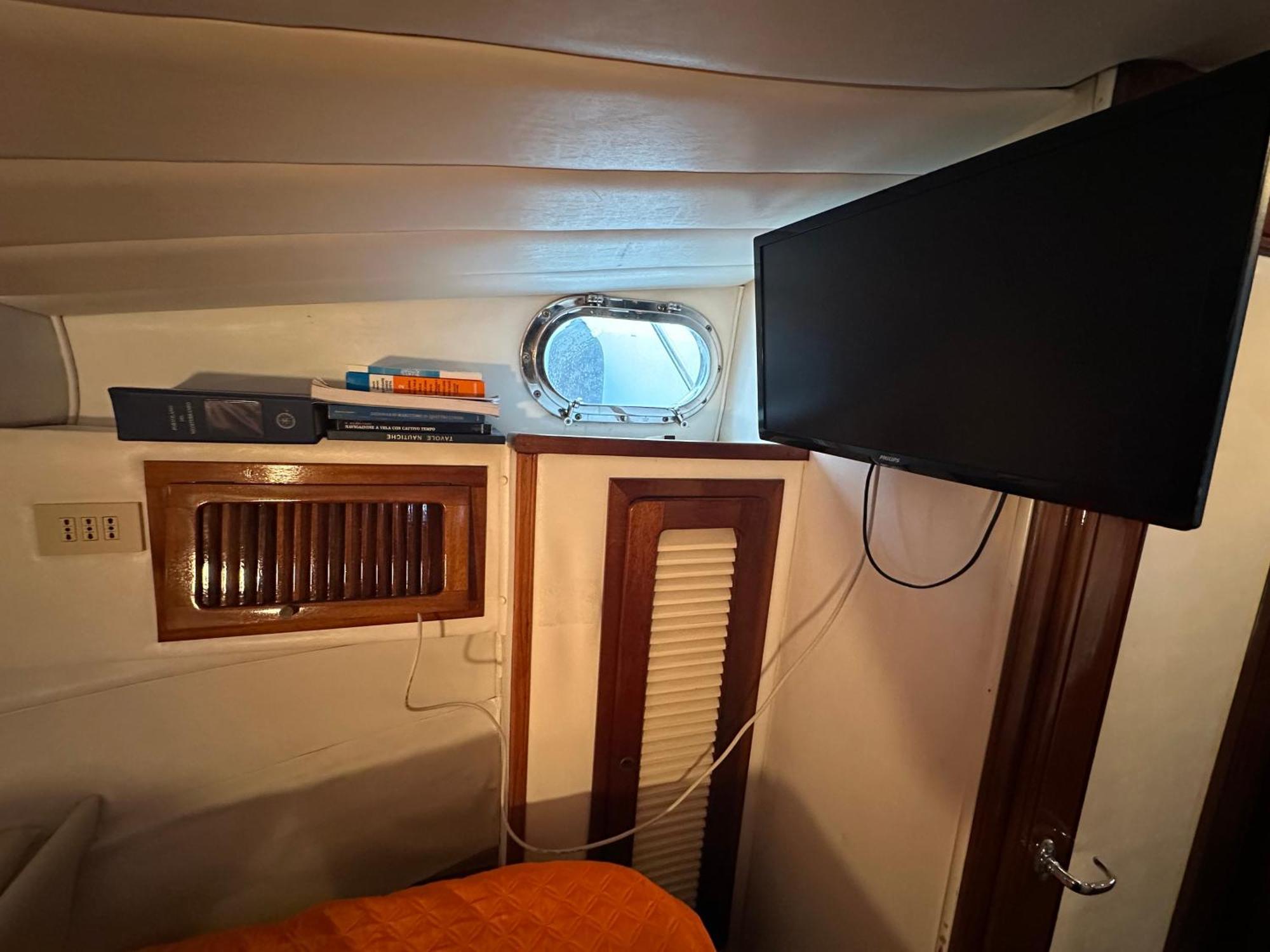 Pm Molo Trapezoidale Botel *