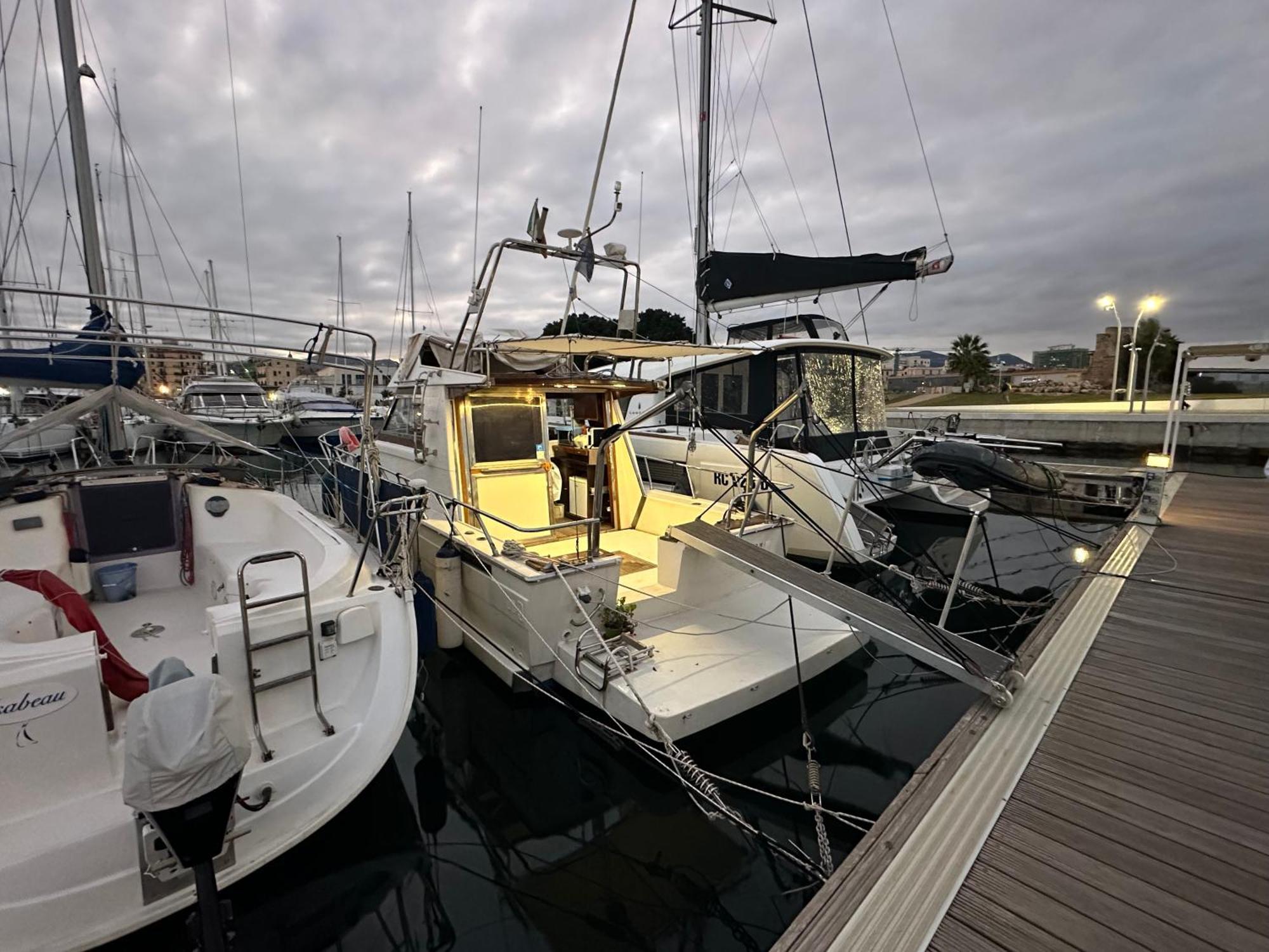 Pm Molo Trapezoidale Botel