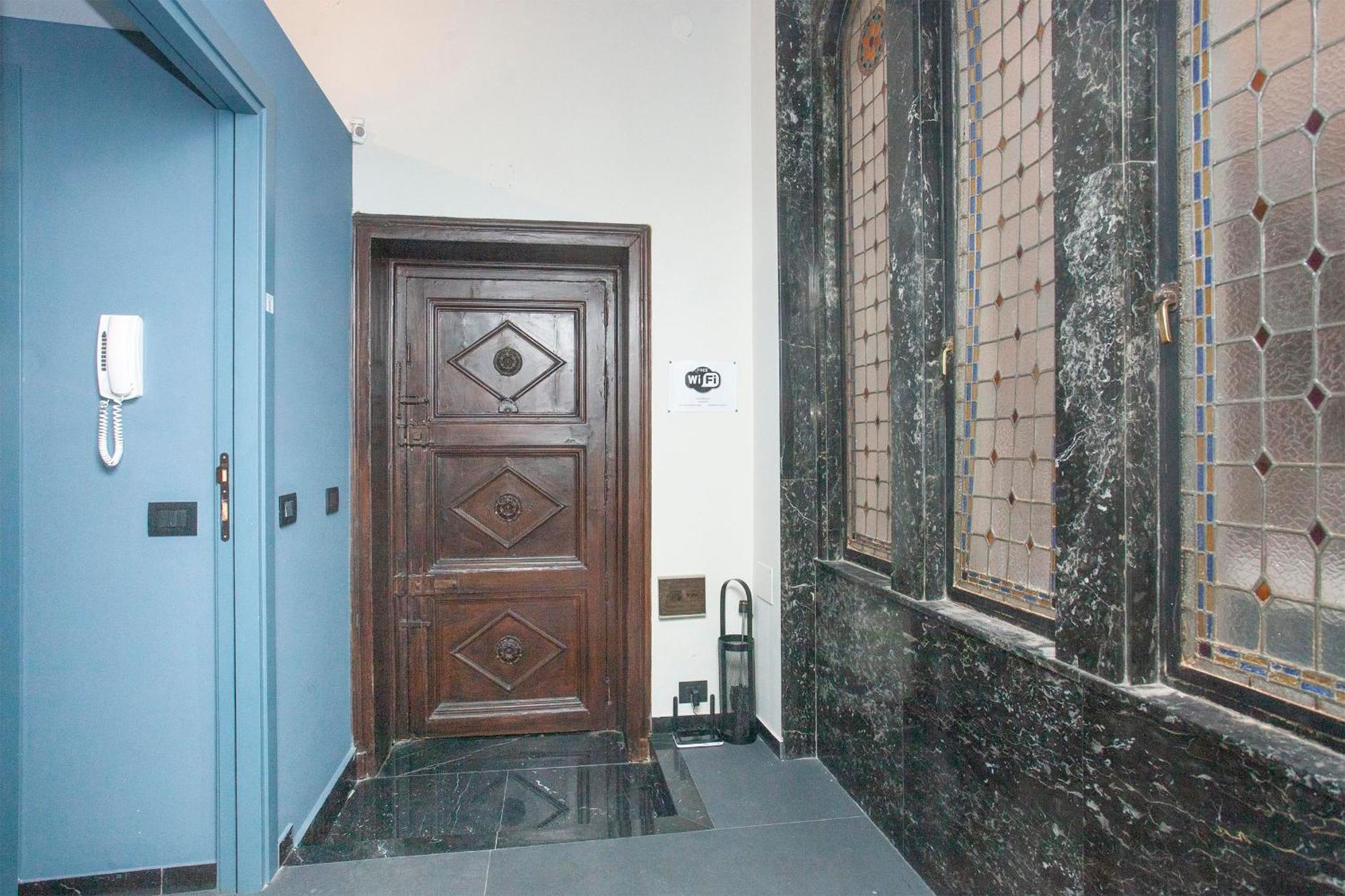 Apartment Eleven